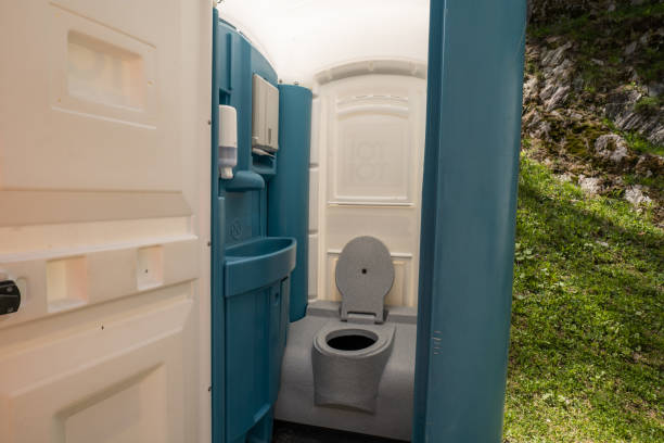 Best Luxury portable toilet rental  in Highlandville, MO
