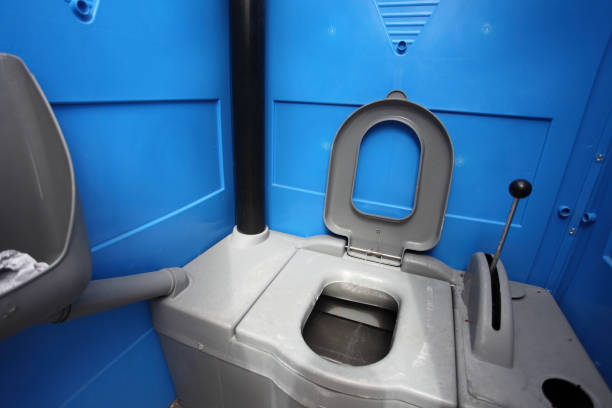 Best Porta potty delivery and setup  in Highlandville, MO